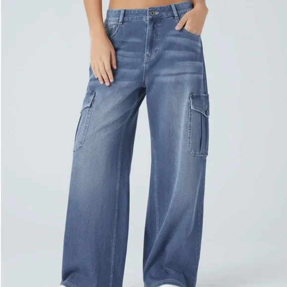 #007 Wide-Leg Blue Jeans - Picture 3 of 4